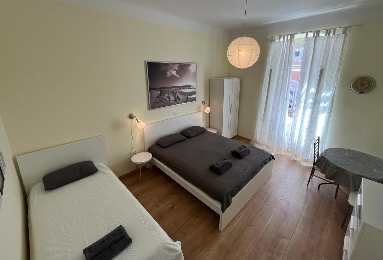 Apartment Check In Pula Exterior photo